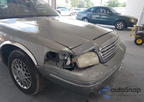 1999 Ford Crown Victoria Lx из США, поврежденный, VIN 2FAFP74W5XX221544